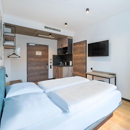B&B Hotel Albstadt-Hbf Dış mekan fotoğraf