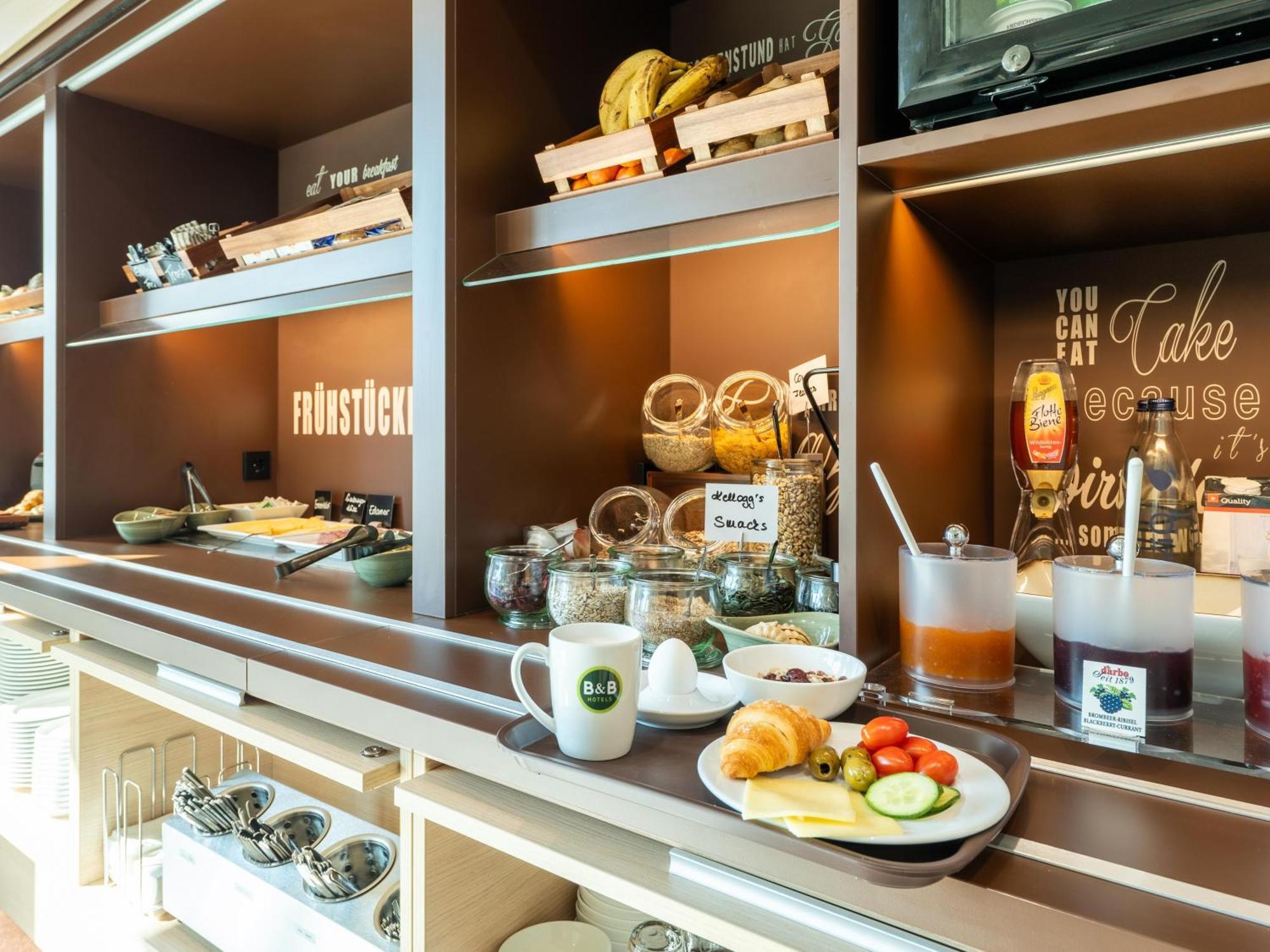 B&B Hotel Albstadt-Hbf Dış mekan fotoğraf